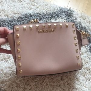 Michael Kors crossbody purse